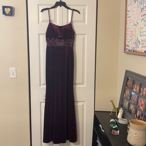 City Vibe, Long Dress, size 3